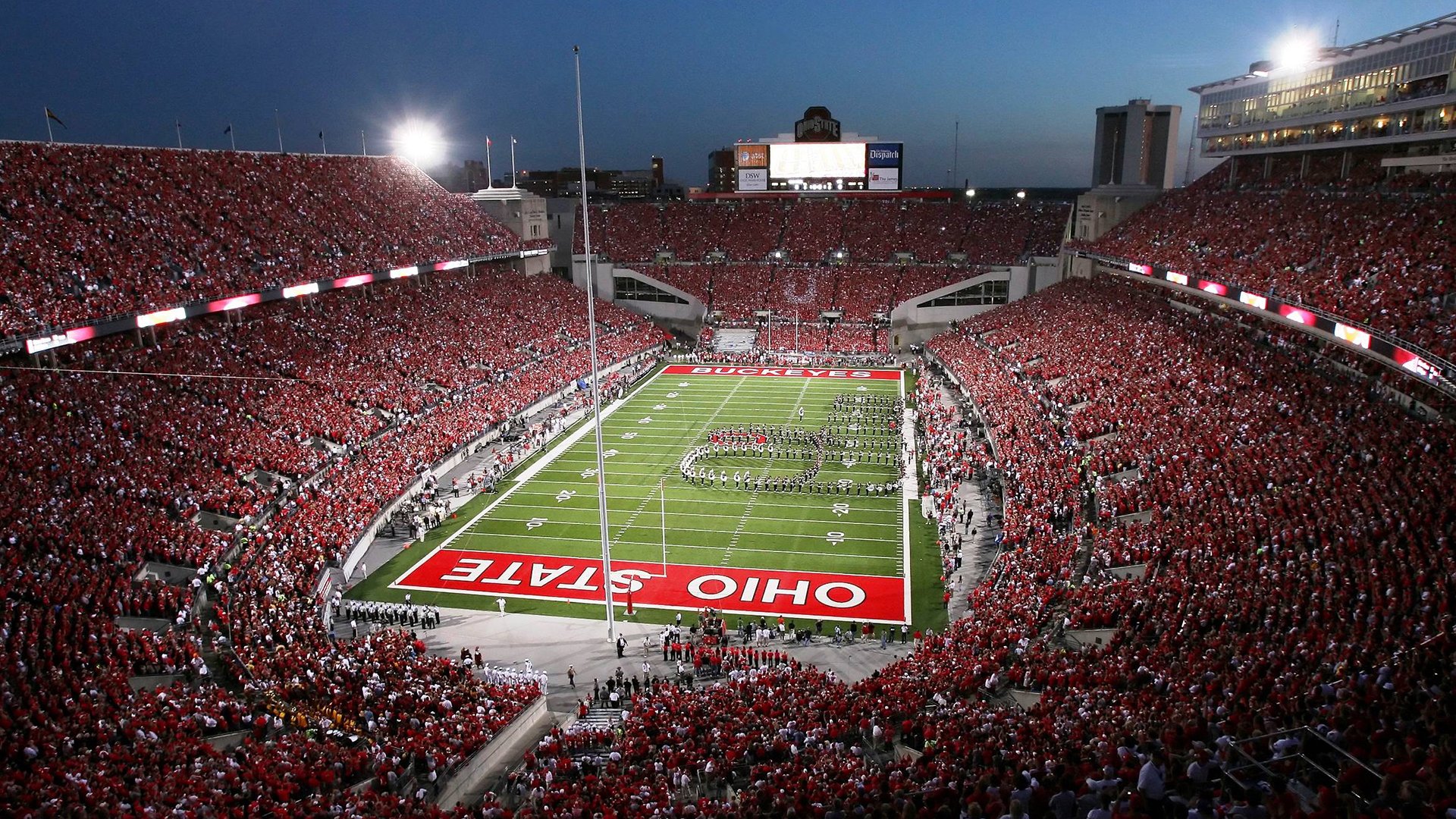 中国女排庆祝新场馆落成拍摄合影,中国女排表演